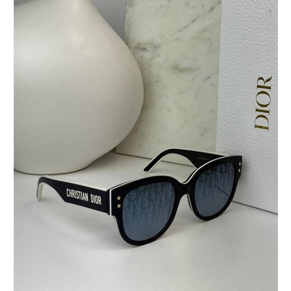 NEW Dior Pacific B2I Logo Sunglasses in Navy Blue main image 8